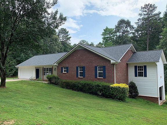 3rd Car Side garage to bsmt.