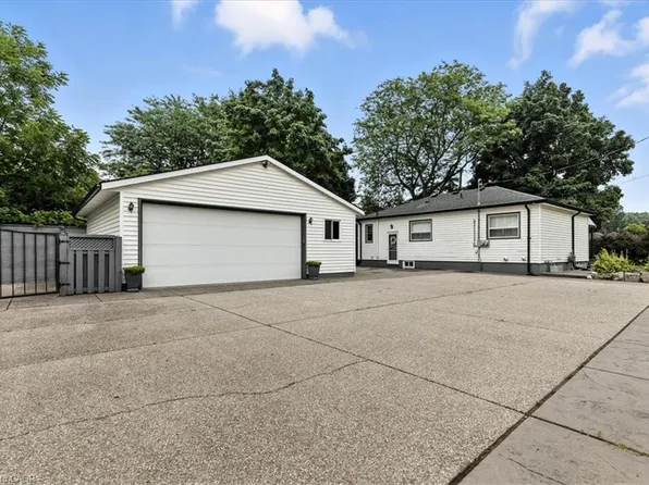 50 Grove Cres, Brantford, ON N3R 4Y6