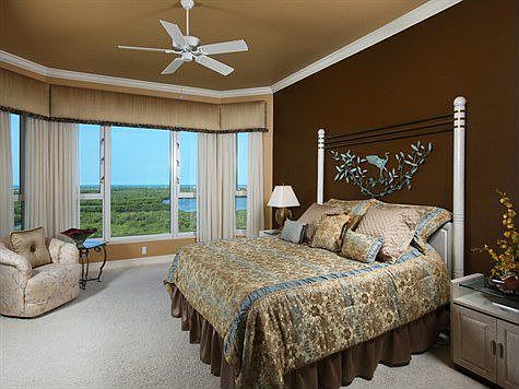 5th image of 4801 Island Pond Ct Unit 1001