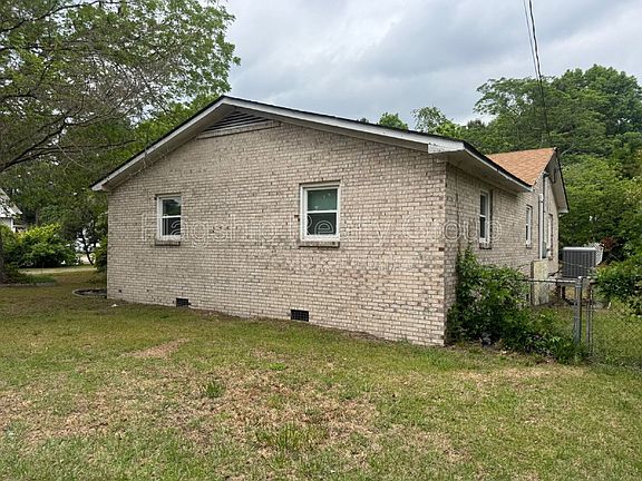 4th image of 435 Frank St