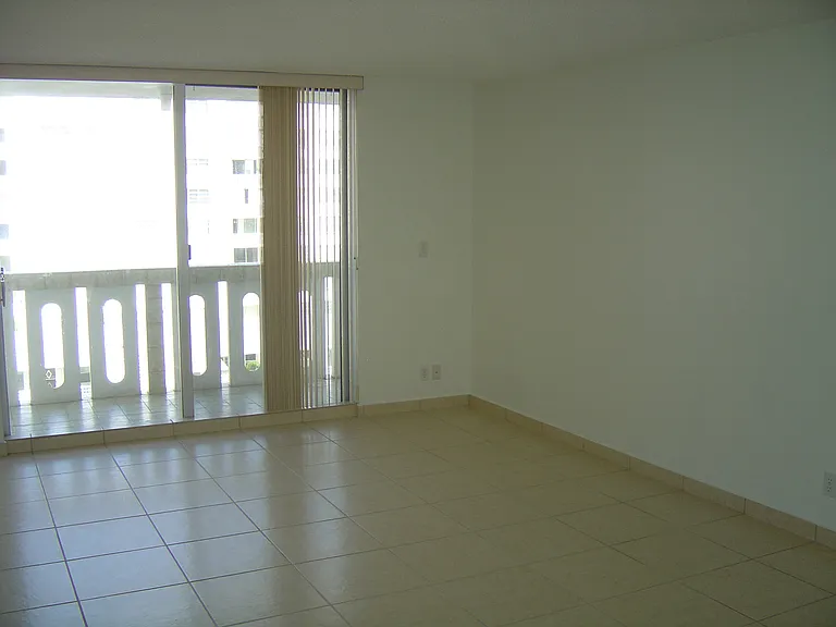 3161 S Ocean Dr #702 — Photo 6