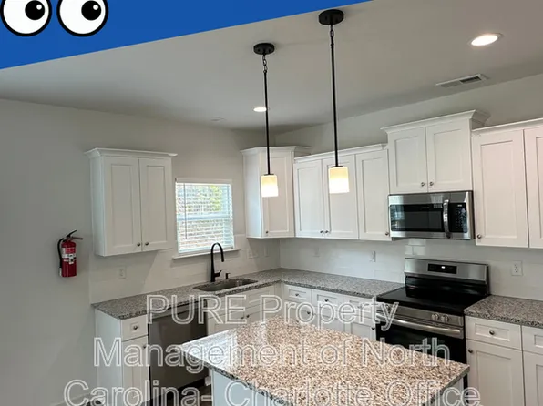 2649 Hemphill St, Charlotte, NC 28208