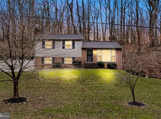 611 Brookwood Rd, Wayne, PA 19087