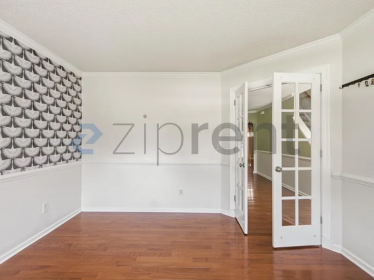 261 Chadford Pl — Photo 7