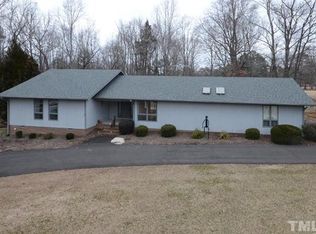 2516 Granville Dr, Creedmoor, NC 27522