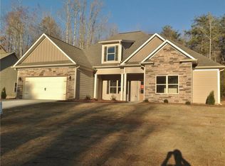 5515 Checkered Spot Dr, Gainesville, GA 30506