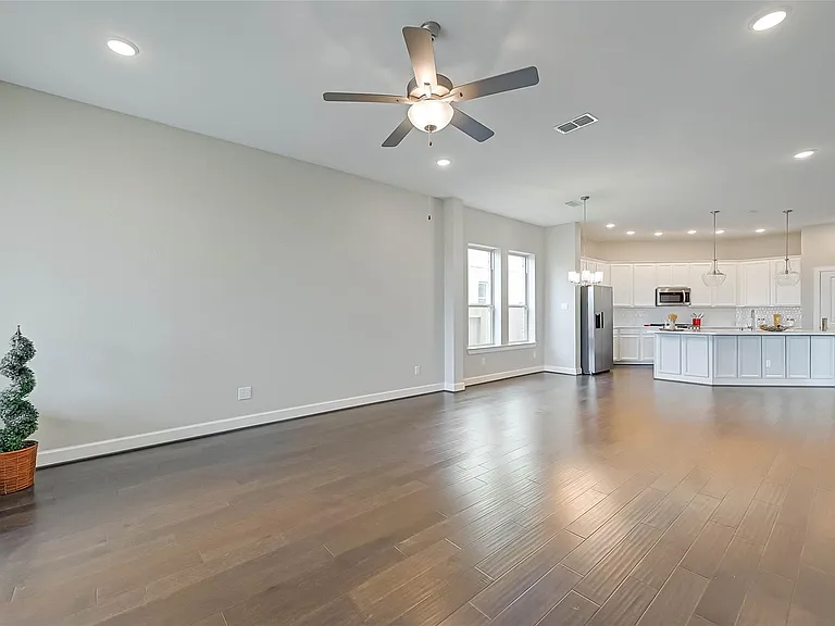 10707 Deer Path Dr — Photo 5