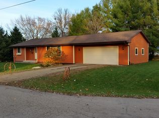 703 Theodore St, Fremont, WI 54940