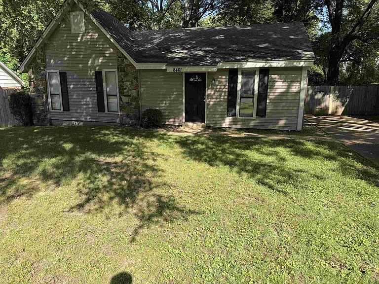8401 Old Forge Rd — Photo 1