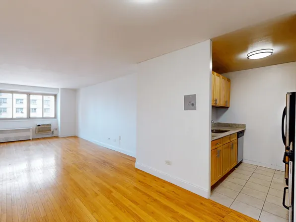 70 West 93rd Street image 4 of 7