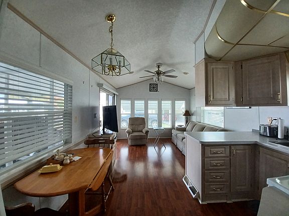 5th image of 37811 Chancey Rd #282