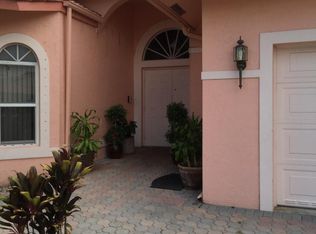 11770 SW 9th Ct, Pembroke Pines, FL 33025