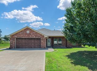 306 Windjammer Rd, Gun Barrel City, TX 75156