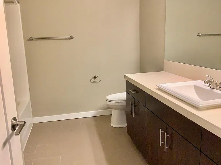 460 NE Simpson St #C — Photo 7