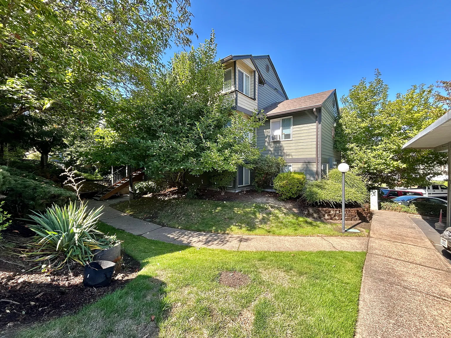 Bonita Court — Photo 1