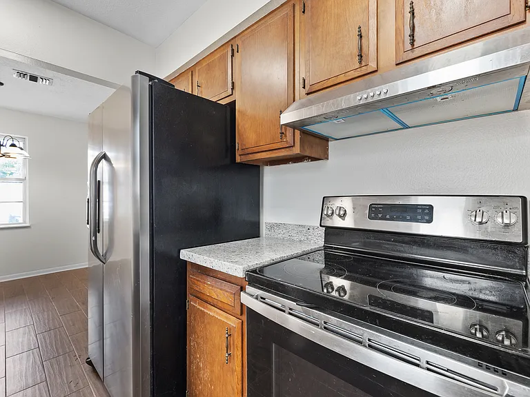 717 Cedar Bayou Rd #7 — Photo 7