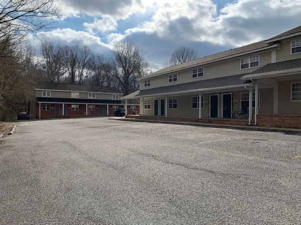 409 W 14th St #9, Benton, KY 42025
