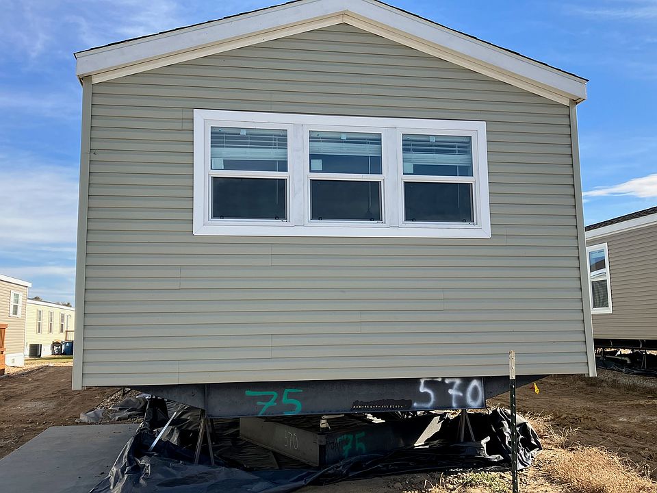 1st image of 431 N 35th Ave #75