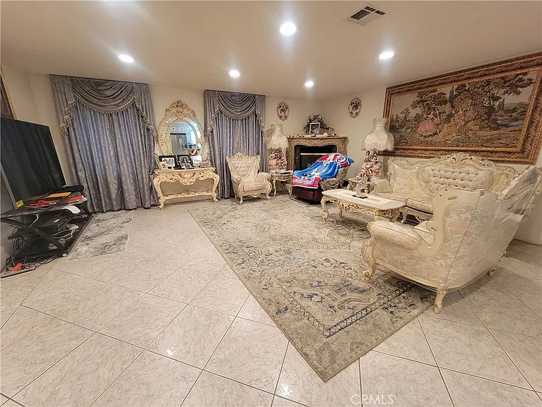 8009 Rose St — Photo 11