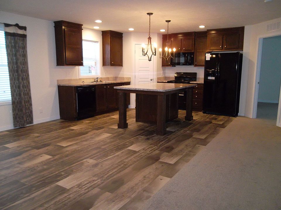 1st image of 1585 Ray Blvd #731