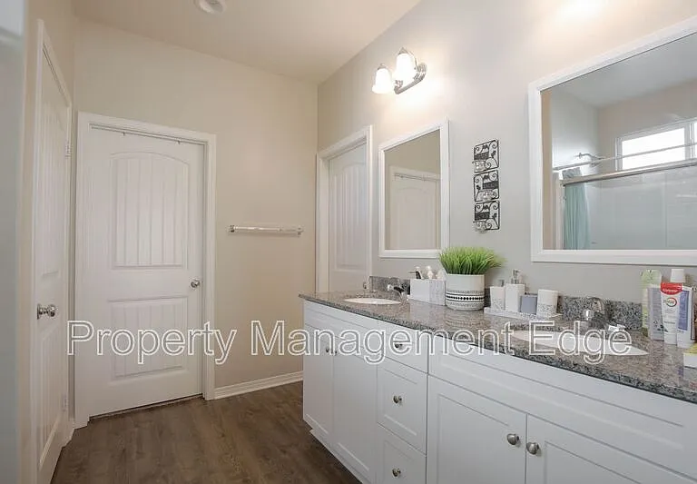 29513 Village Pkwy — Photo 24