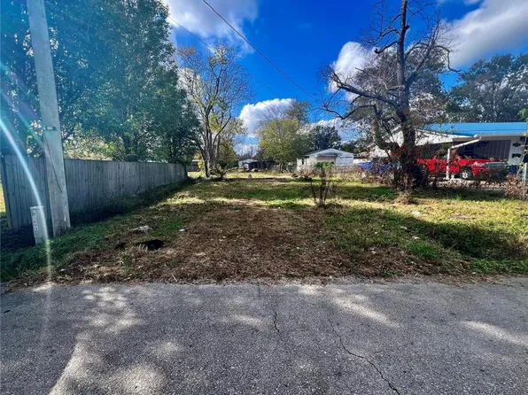 1609 Cross St, Poplar Bluff, MO 63901