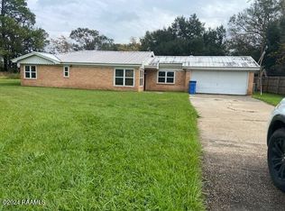 693 Moresi Rd, Jeanerette, LA 70544