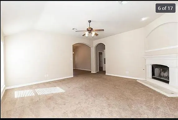 1813 Chula Vista Dr — Photo 7