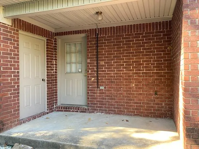 371 Club Rd — Photo 17