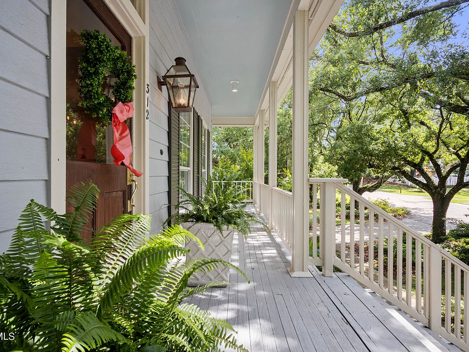 312 Washington Ave, Ocean Springs, MS 39564 Zillow