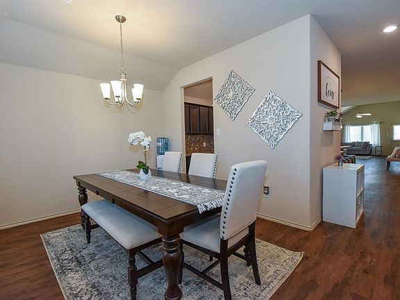 2nd image of 15410 Casita Verde Way