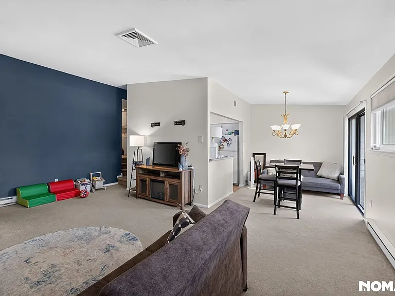 12 Evergreen Dr — Photo 14