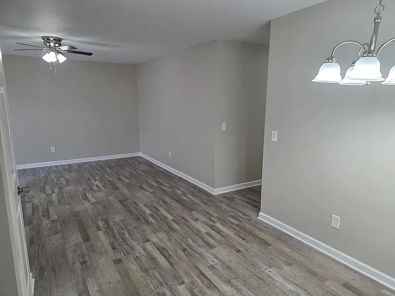 4434 Bonnell Dr NW #B — Photo 4