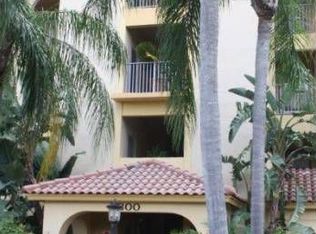300 Uno Lago Dr APT 403, Juno Beach, FL 33408