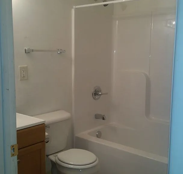 124 E Martin St — Photo 6