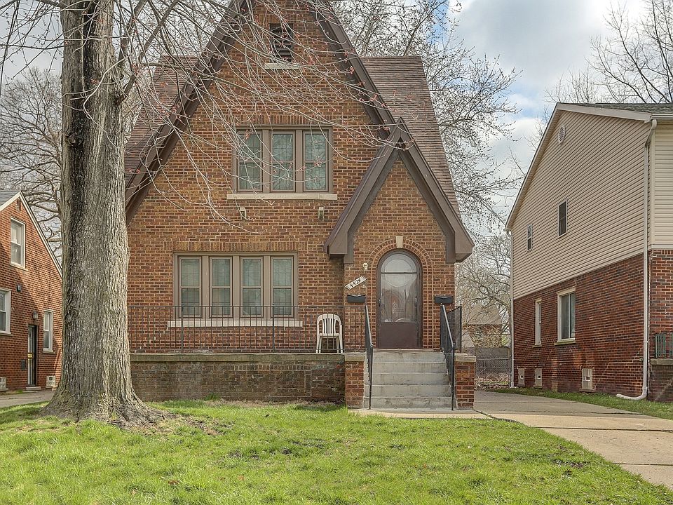 1st image of 4424 Kensington Ave #2