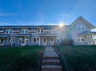 406 W 15th Ave, Moline, IL 61265