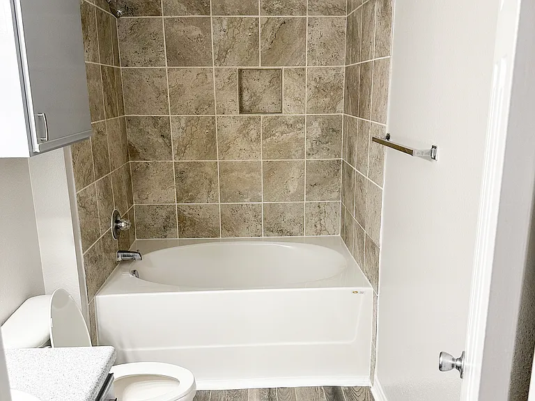 Lodge at West Oaks — Photo 77