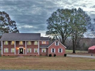 7152 Cedar Square Rd, Randleman, NC 27317