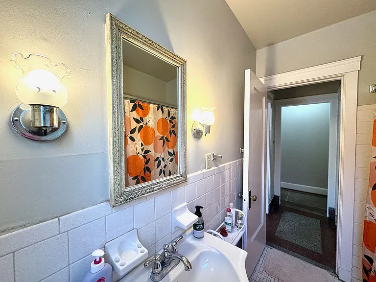 Nixon St. Apartments — Photo 15