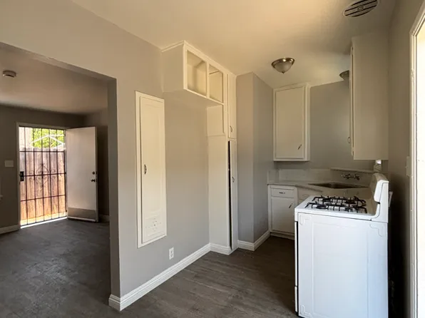 611 N Olive St APT 3, Anaheim, CA 92805
