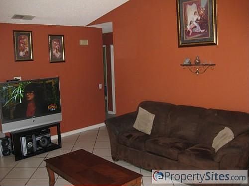 5th image of 24591 Ferndell St