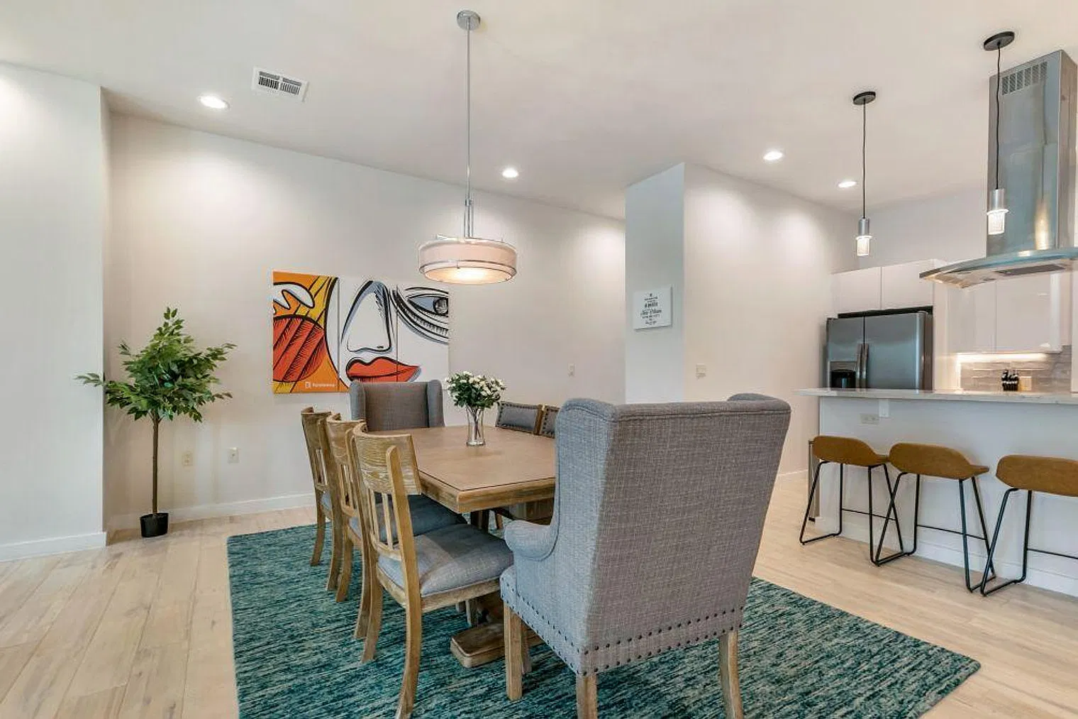 4 bed, 3.0 bath, 2389 sqft, $11,370 — Photo 3
