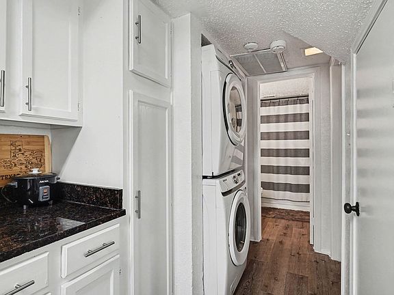 4th image of 2304 Balsam Dr APT E203