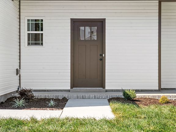 3rd image of 178 Monaghan Dr Lot 219
