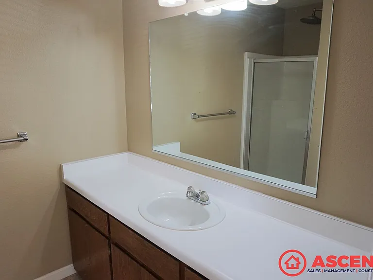 9521 Thistlewood Ct (W & A) — Photo 11