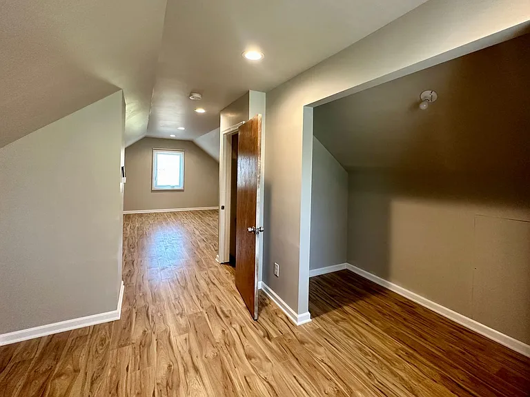 805 N Woodward Dr — Photo 24