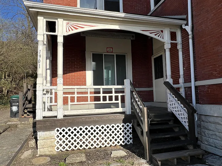 1901 State Ave #2 — Photo 2