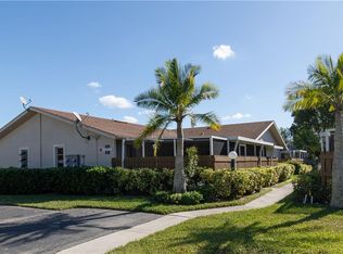15610 Crystal Lake Dr APT 102, North Fort Myers, FL 33917