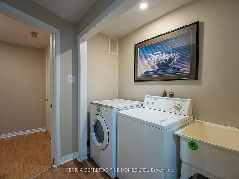 294 Wildberry Cres #BASEMENT — Photo 9